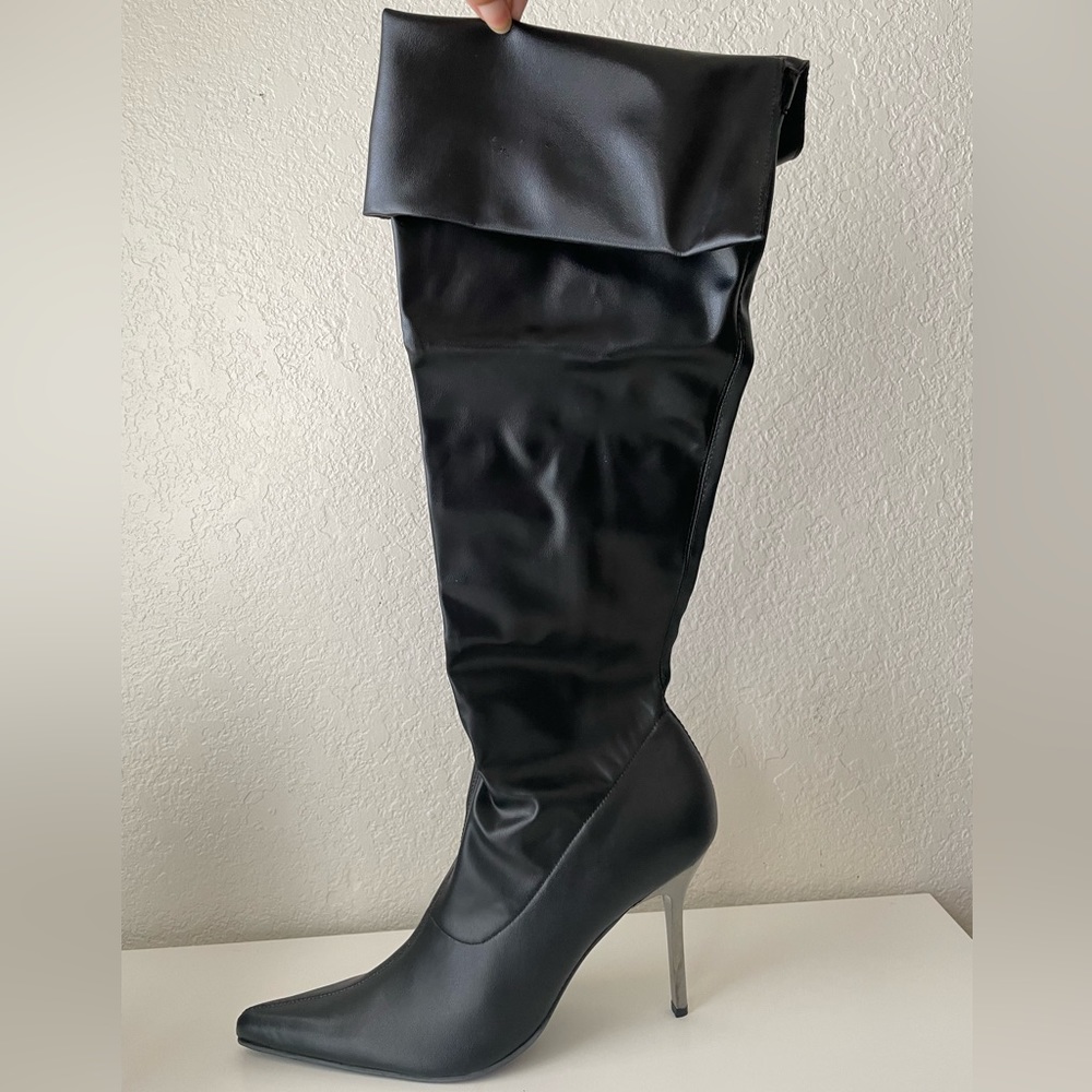 Steve Madden adjustable length stiletto heeled boots. Size 10